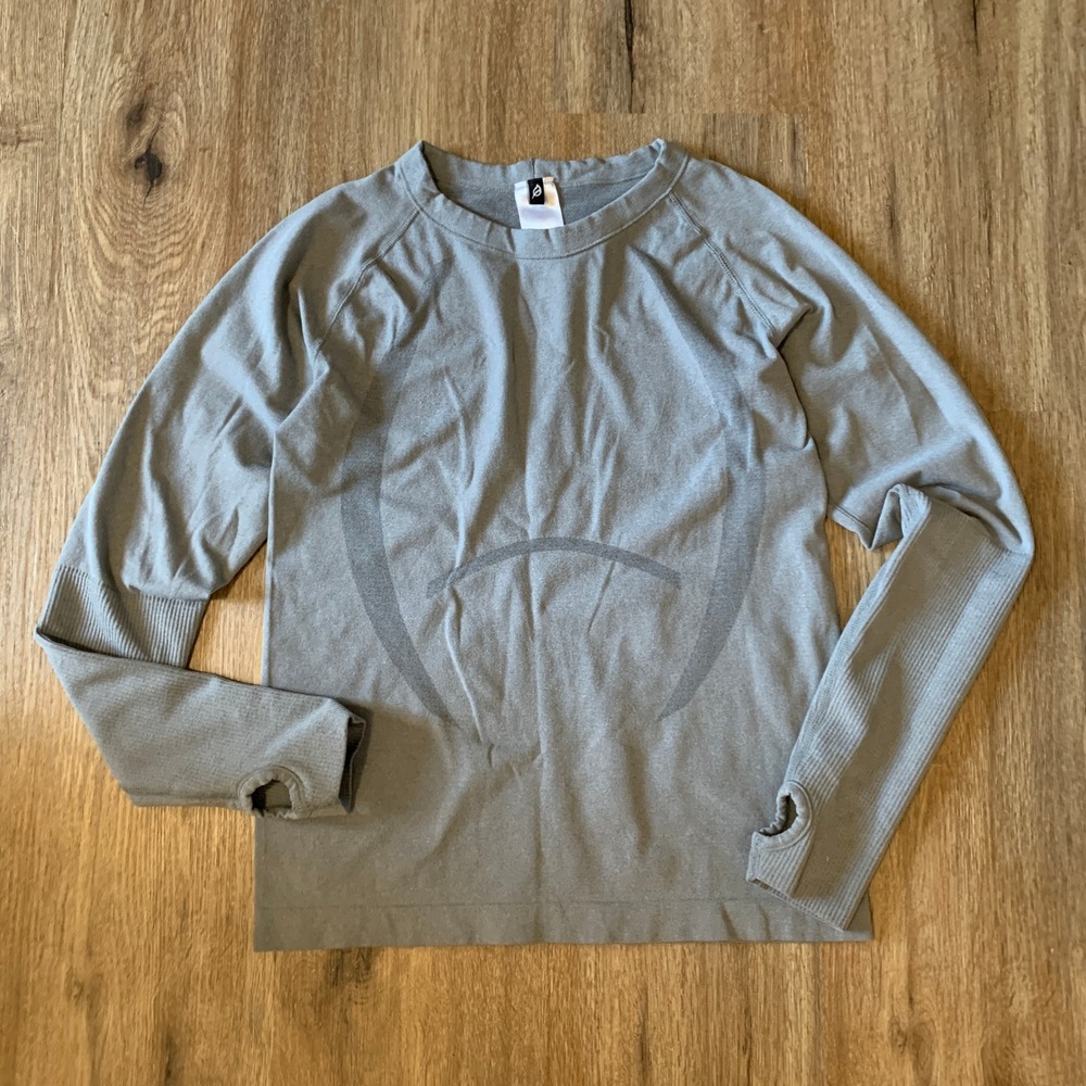 P'tula Reenergize Seamless long sleeve athletic workout top in grey - medium